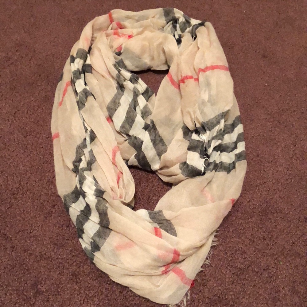 Infinity scarf